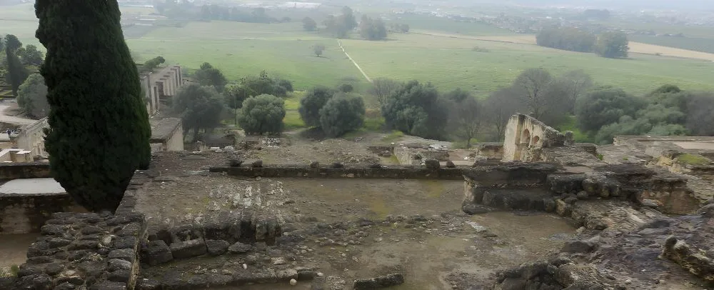 View of Medina Azahara from the Upper Terrace. ©itinerartis.com