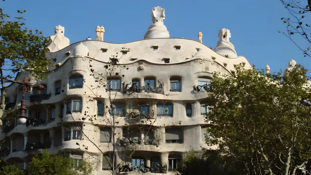 Antoni Gaudí: La Pedrera (1906-1912) Barcelona.