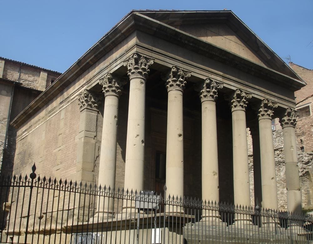 Roman Temple of Vic, Vic, Osona, Catalonia, Spain (2007). Credit: Mutari. Wikimedia Commons. Public domain.
