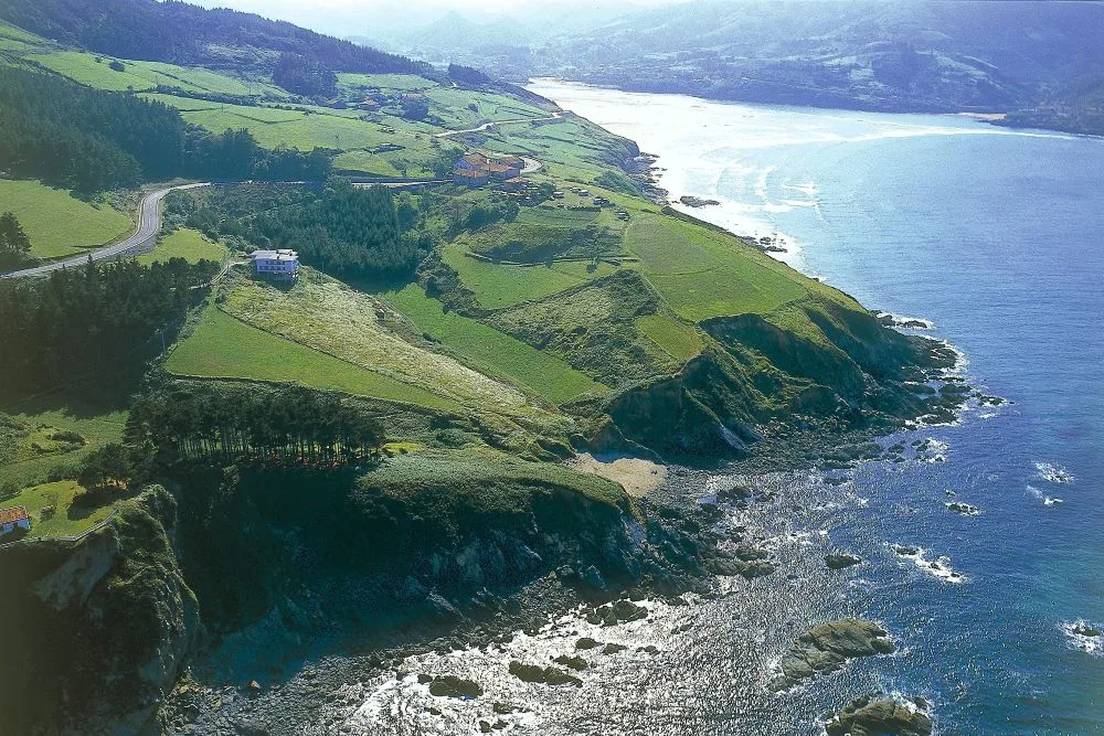 Urdaibai, Bizkaia, Basque Country, Spain [Edited Photograph]. Credit: Mikel Arrazola. Licensed under CC BY 3.0 ES.