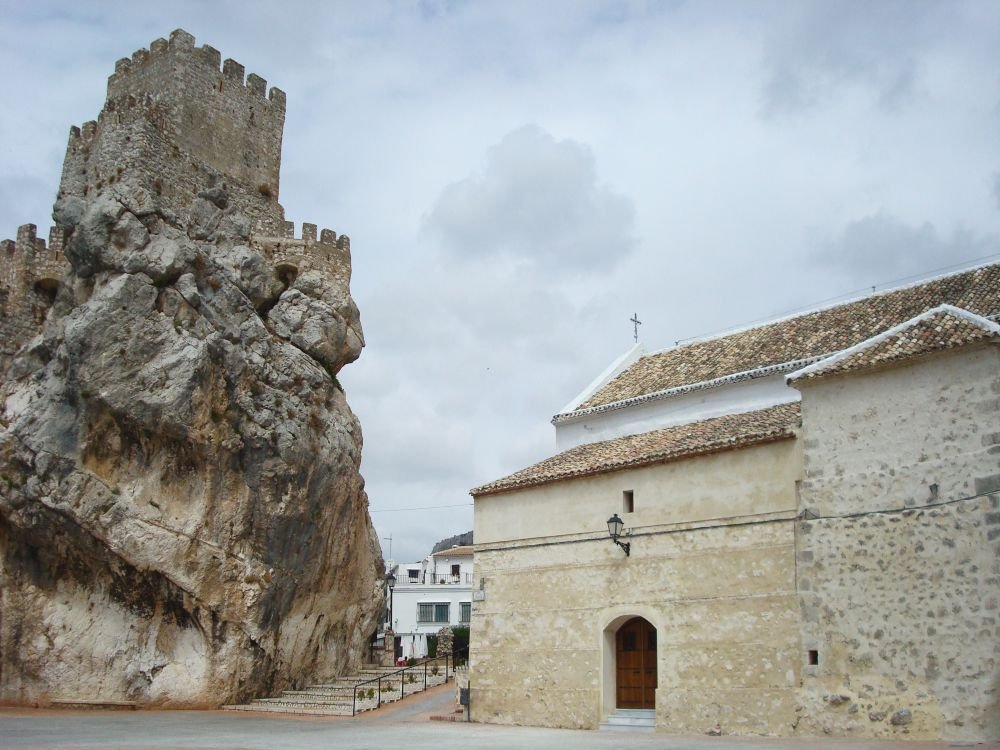 View of Zuheros Castle and Village, Zuheros (Córdoba, Spain) [Photograph]. Credit: Luis Rogelio HM. Licensed under CC BY-SA 2.0. 