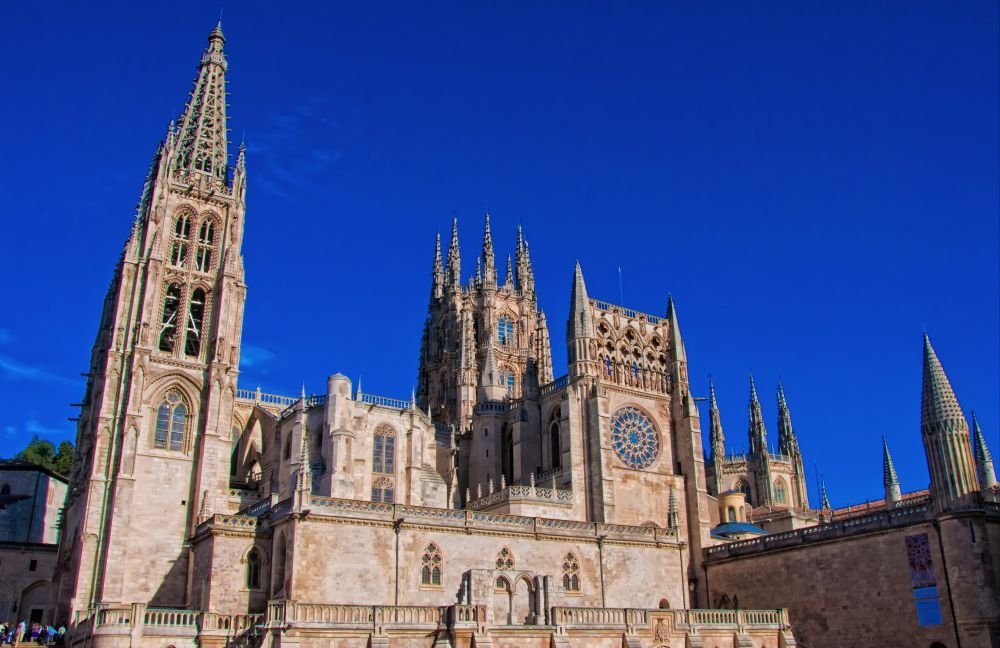 South Facade of Burgos Cathedral, Spain [Photograph]. Credit: Pacodonderis. Licensed under CC BY-SA 4.0.